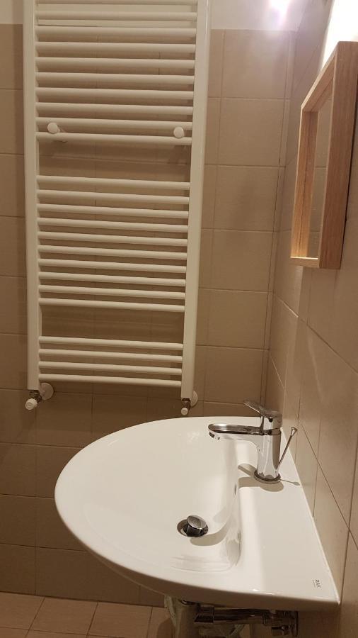Adonis Hotel Castelvecchio Calvisio Kültér fotó
